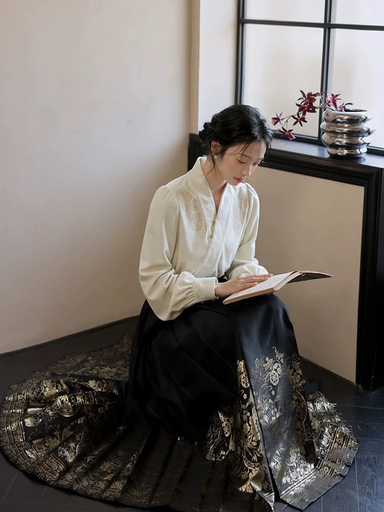 惜己九分元日春朝古风春夏秋日常改良印花马面裙显瘦仙气中国风