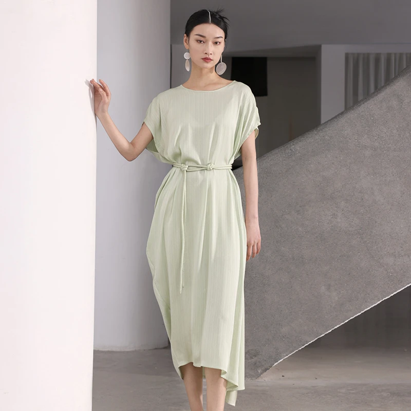 界内界外松慵懒新中式提花气质显瘦垂感不对称长款连衣裙J42Q311