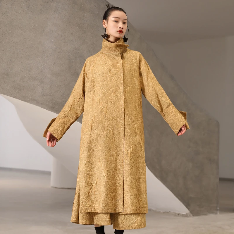 界内界外原创设计立领宽松廓形肌理棉麻气质长款风衣外套J31F721