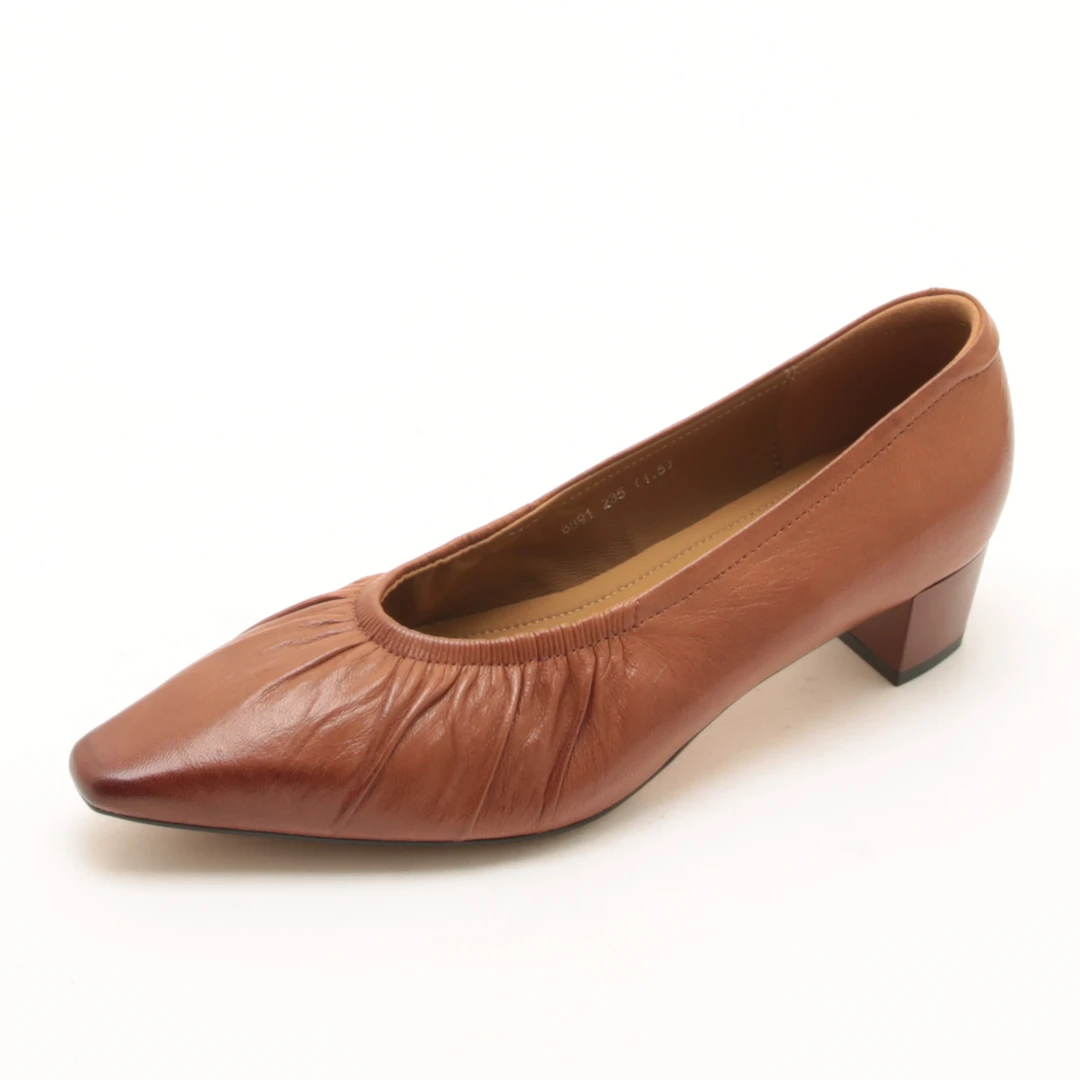 5060秋季新款复古褶皱松紧方头粗跟单鞋一脚蹬软底小皮鞋