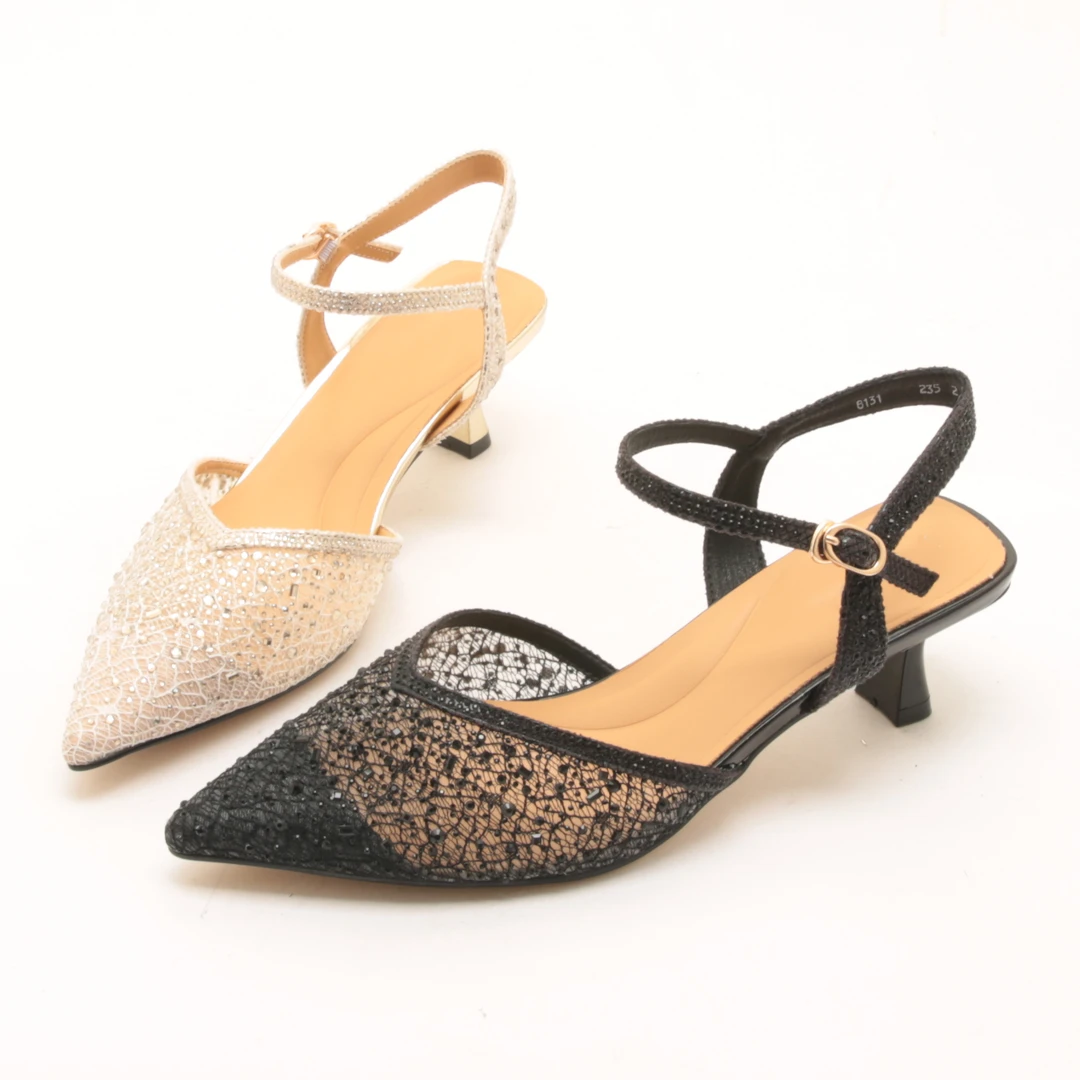 4047夏季新款气质包头凉鞋细跟尖头一字扣带水钻仙女风女鞋