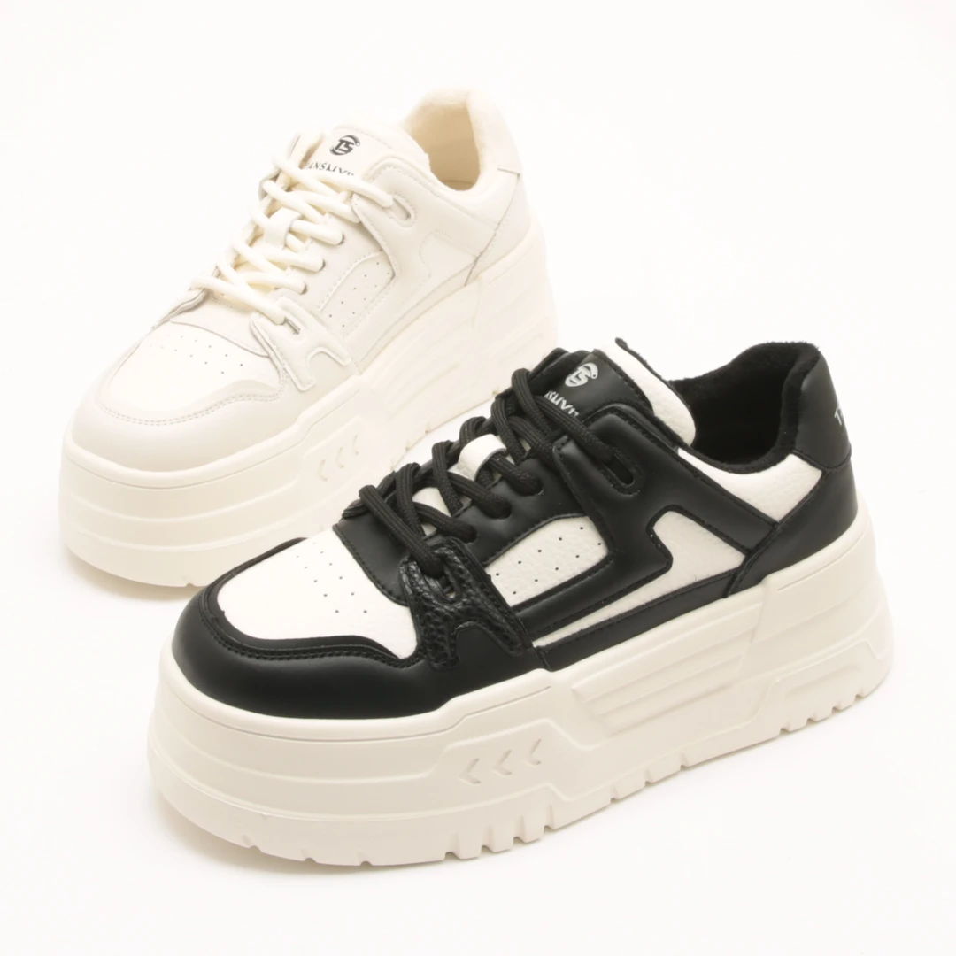 4542秋冬新款加绒真皮小白鞋厚底板鞋百搭时尚休闲女鞋