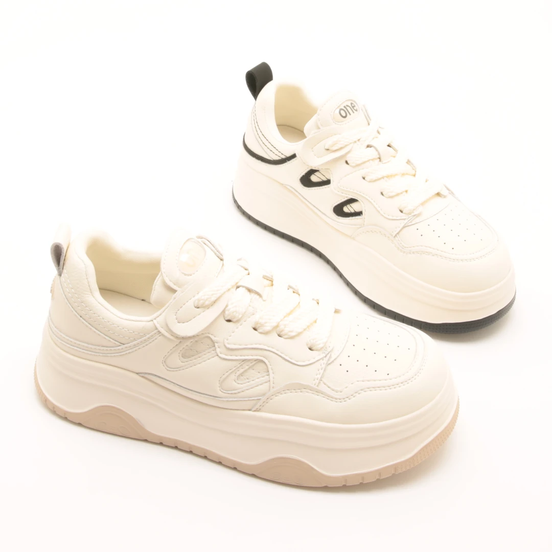 4675春秋新款轻便厚底真皮小白鞋百搭休闲时尚鞋ins板鞋女鞋