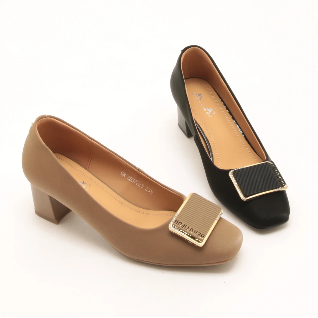 4199夏秋新款时尚水钻方扣浅口单鞋女粗跟气质通勤职业鞋