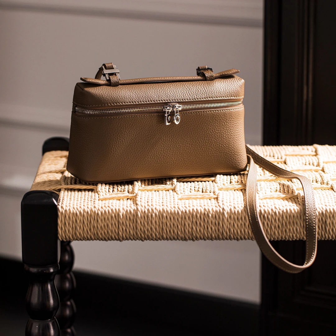 【YUMI】新年/结婚时尚百搭真皮女士包多功能斜挎手拎包饭盒包LP19