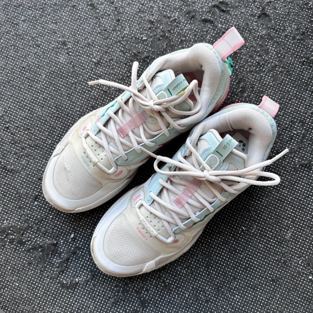 韦德之道10 情人节 43码 正品二手篮球鞋 实拍如图