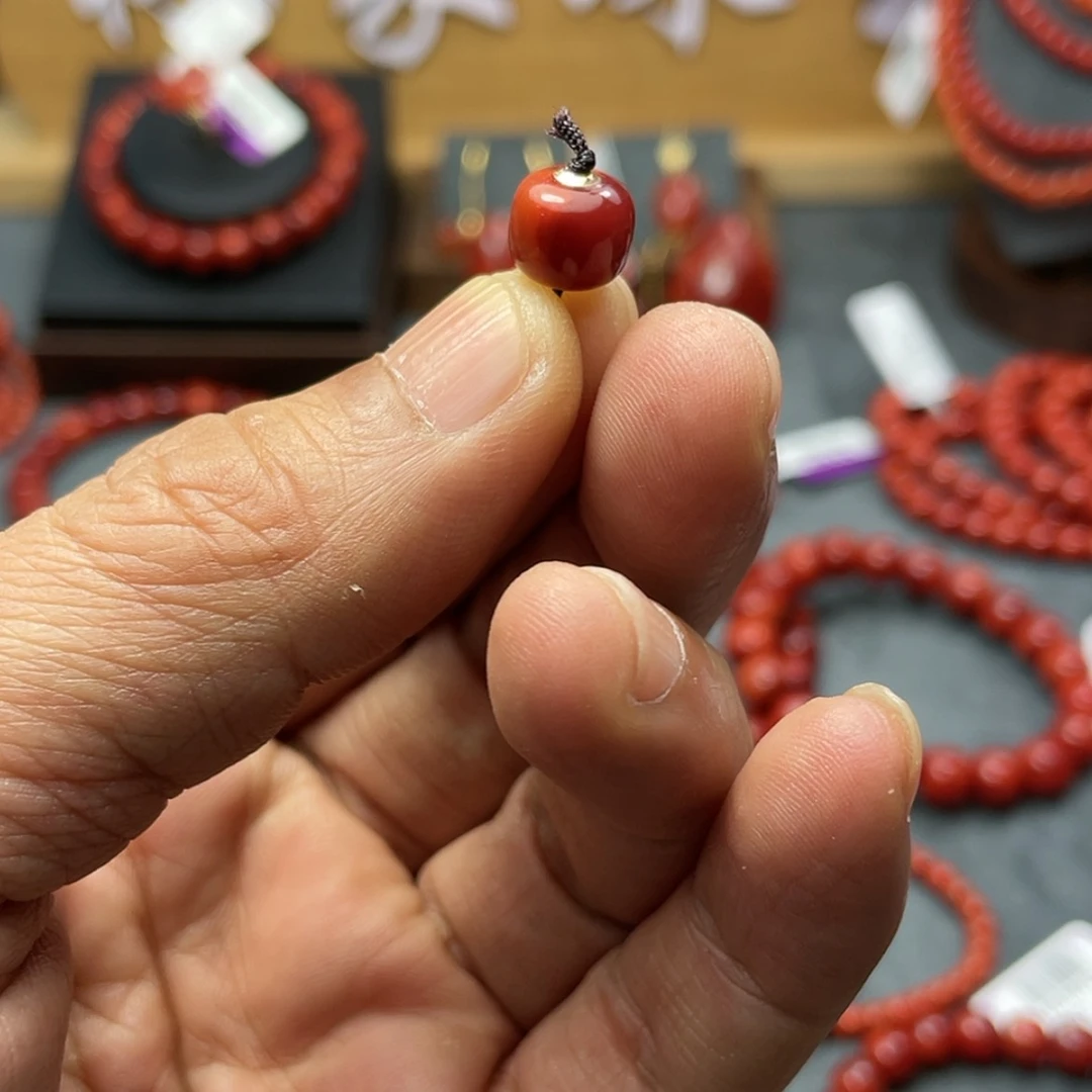 【闪购商品】南红玛瑙手串18K金镶嵌