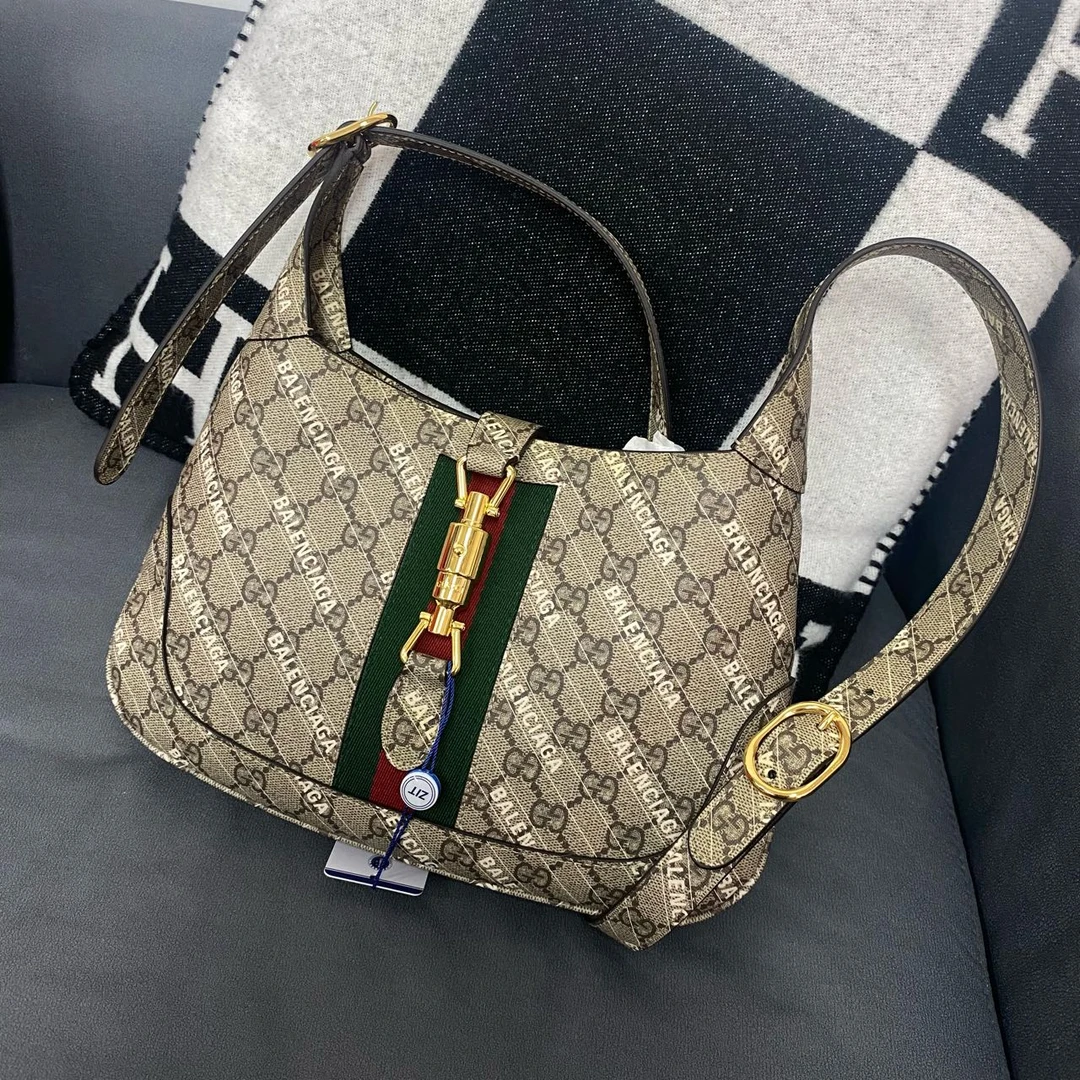 99新 GUCCI/古驰 /KIKI/单肩包/8721905