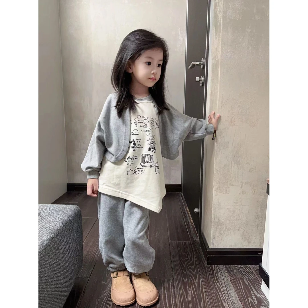 女童春装假两件套装春秋季韩系外套幼儿园灰色休闲卫裤宽松洋气