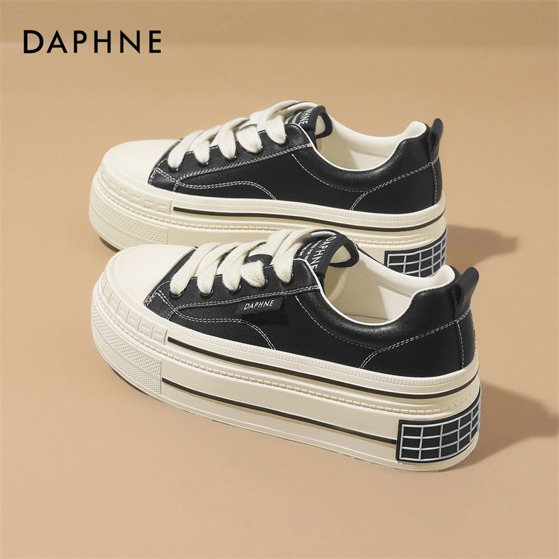 达芙妮轻质厚底休闲鞋2025秋季爆款小个子女生增高系带时尚休闲鞋