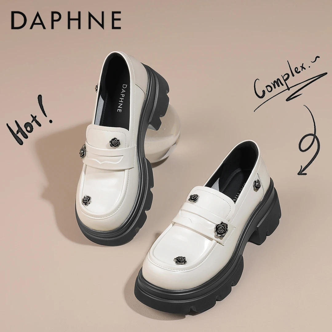 达芙妮上班不累脚女鞋秋季新款小皮鞋女英伦风时尚休闲百搭乐福鞋