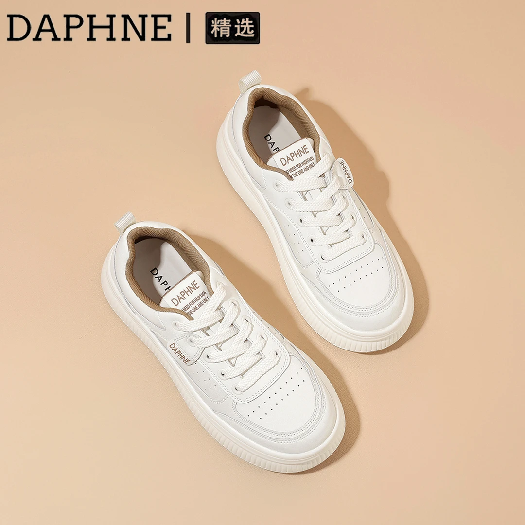 达芙妮超火休闲厚底板鞋女2025秋季爆款户外松糕鞋时尚百搭小白鞋