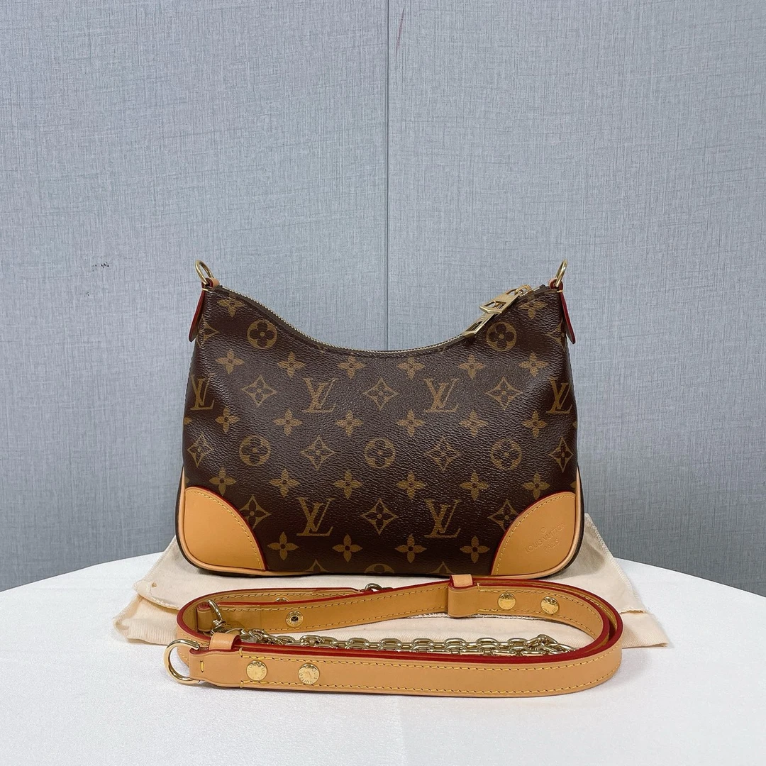 99新 LOUIS VUITTON PARIS  黄牛角 芯片款