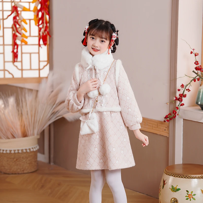 拜年服女童旗袍冬季儿童汉服冬装2024新款兔年长袖过年唐装洋装