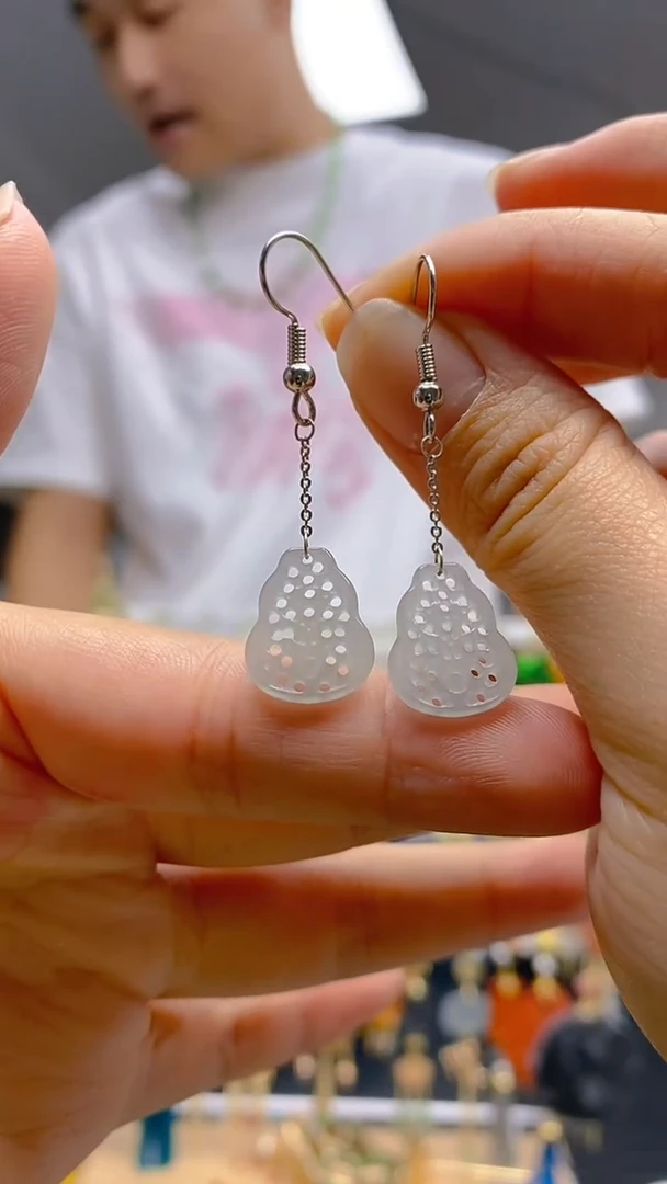 【闪购商品】翡翠耳饰银S925镶嵌66翡翠耳钩
