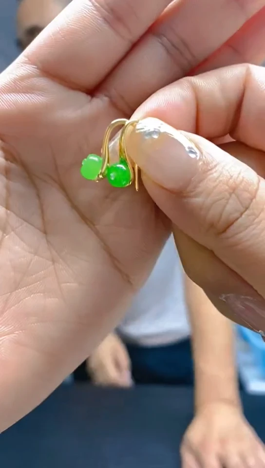 【闪购商品】翡翠耳饰合金045翡翠耳钉