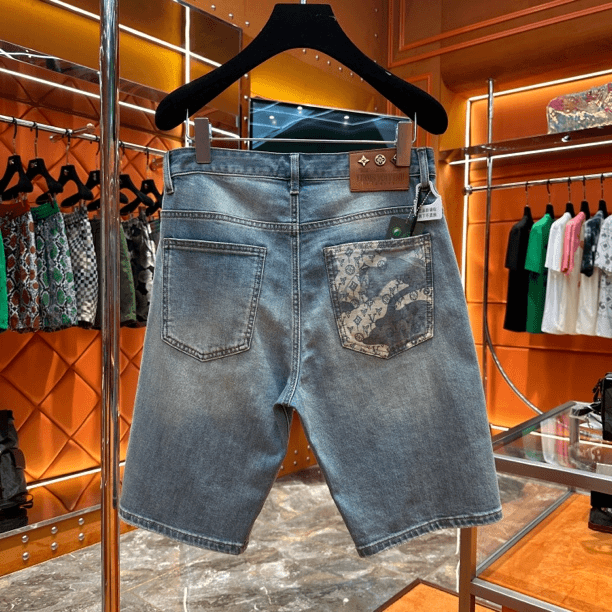 AX【新款短裤】潮流时尚牛仔重工洗水短裤（7982）