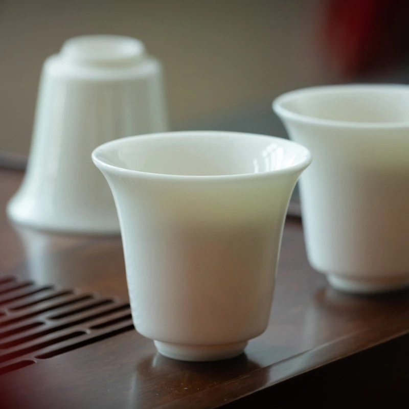 羊脂玉茶杯马蹄杯家用茶艺客杯品茗杯小号陶瓷单杯茶杯陶瓷