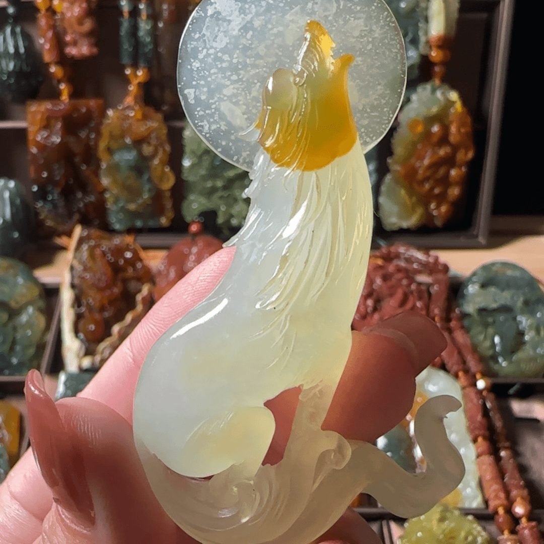 蛇纹石玉颈饰合金