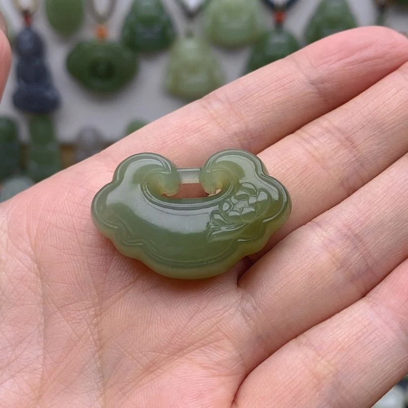 【闪购商品】和田玉颈饰未镶嵌D****k