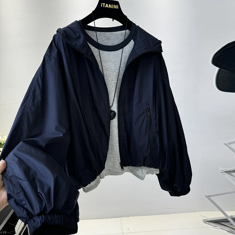 高级感连帽外套女短款2024秋装新款韩版设计感休闲宽松薄款上衣潮