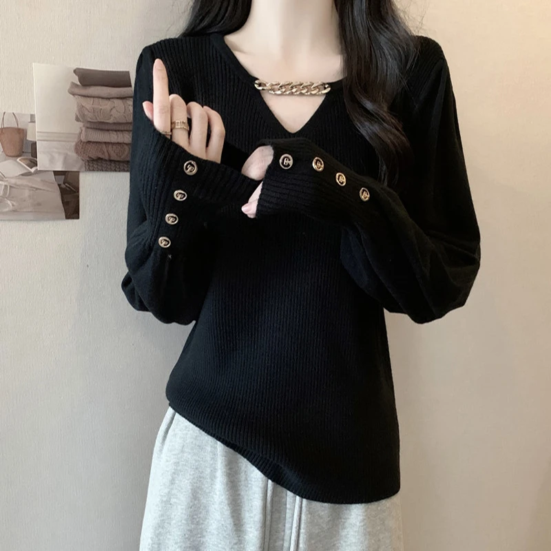 大码女装黑色V领毛衣内搭打底衫女秋冬胖妹妹百搭遮肚子别致上衣