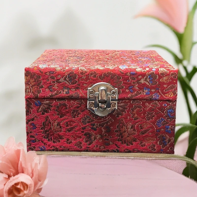 C833亿诚民藏专属代拍链接藏宝盒桌面摆件