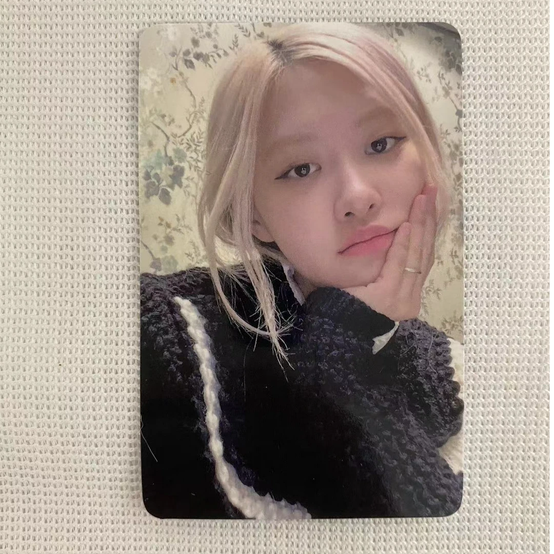 【现货】BLACKPINK朴彩英 六周年文具肉 Rosé小卡