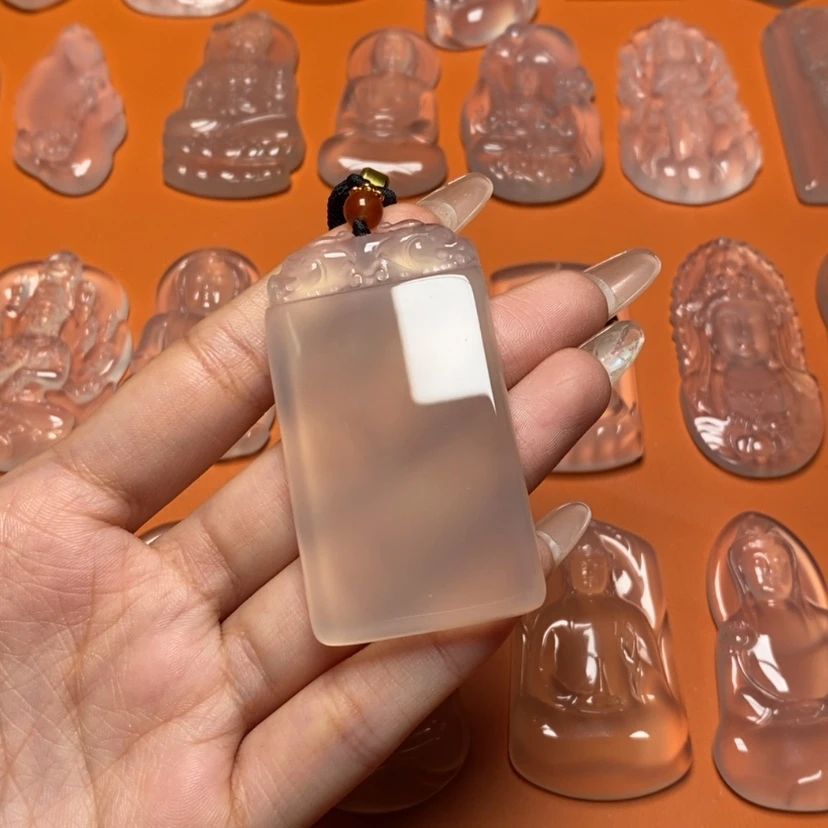 【闪购商品】玛瑙/玉髓吊坠未镶嵌坚**懈