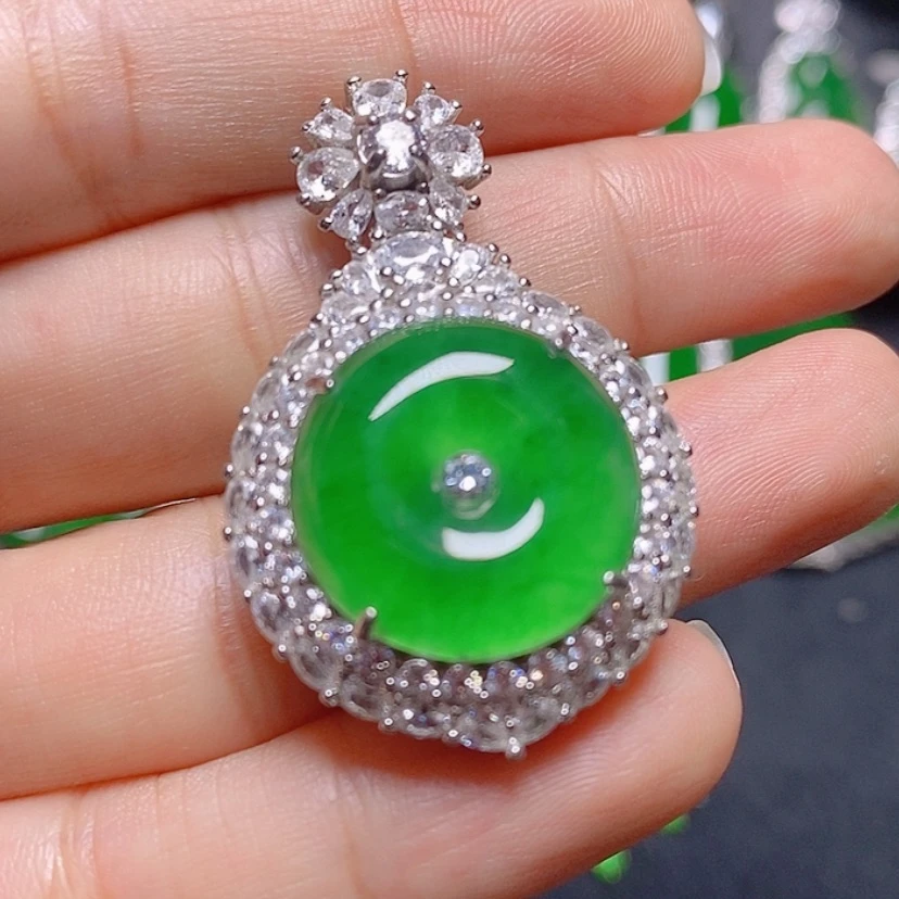 【闪购商品】翡翠挂件银S925镶嵌平安扣
