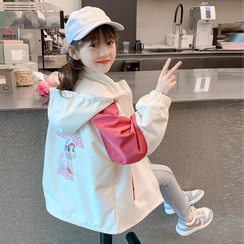 小女孩春秋外套新款儿童洋气女童春秋连帽春季卡通拼色夹克上衣