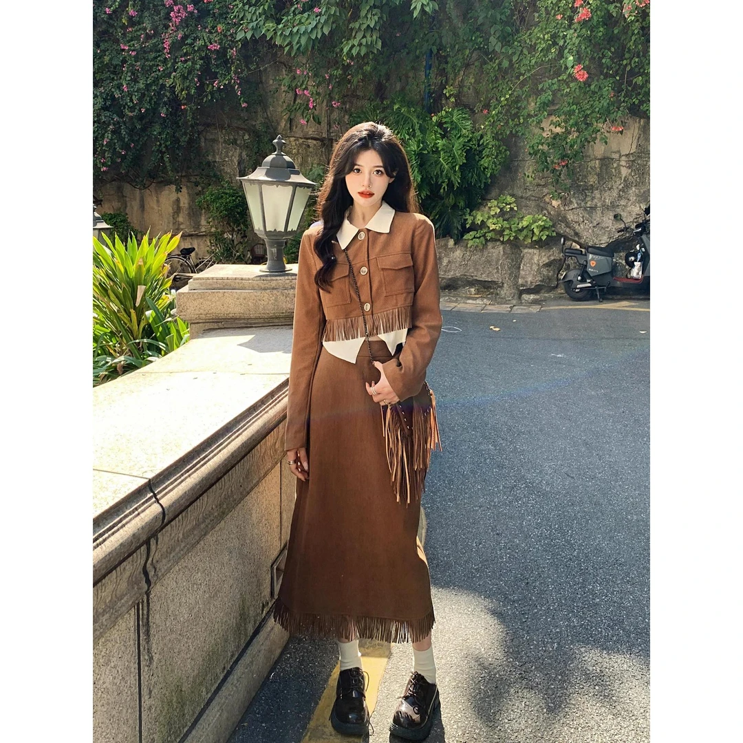 大码女装灯芯绒赫本风气质短外套半身裙两件套胖MM藏肉显瘦套装女