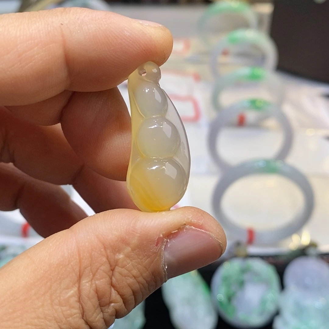 【闪购商品】玛瑙/玉髓颈饰未镶嵌静*呀