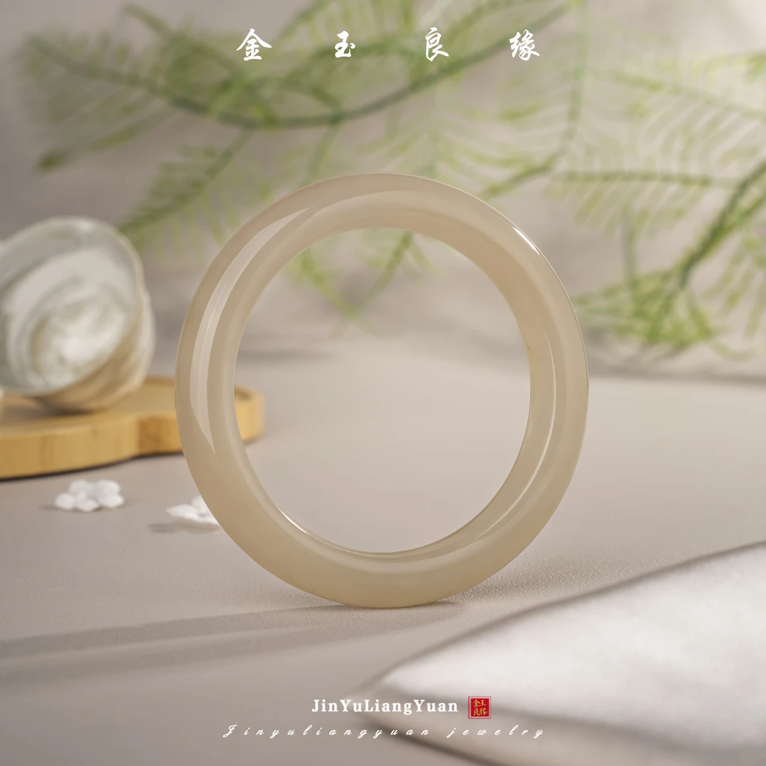 金玉良缘【央广珠宝】藕粉青海和田玉手镯