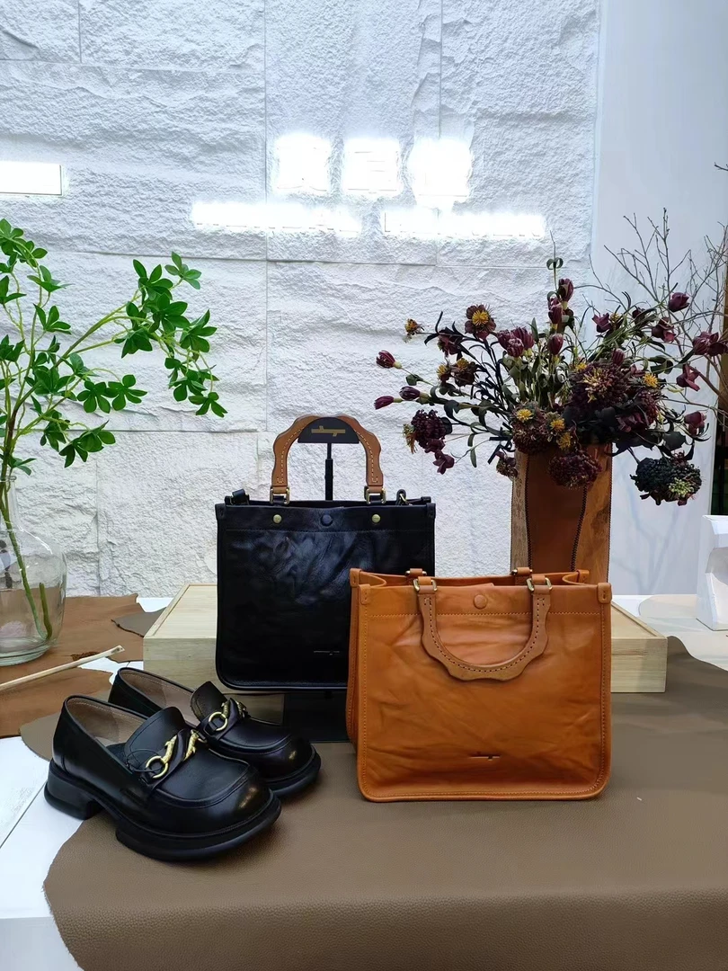 HERBAL HEAVEN/食草堂食草堂抓皱牛皮手提单肩女包  禾悦-1