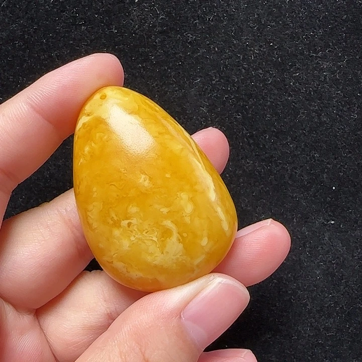 蜜蜡珠宝奇石未镶嵌