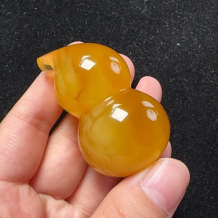 蜜蜡珠宝奇石未镶嵌