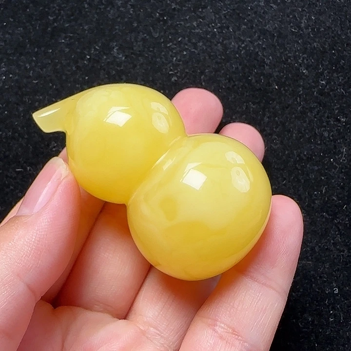 蜜蜡珠宝奇石未镶嵌