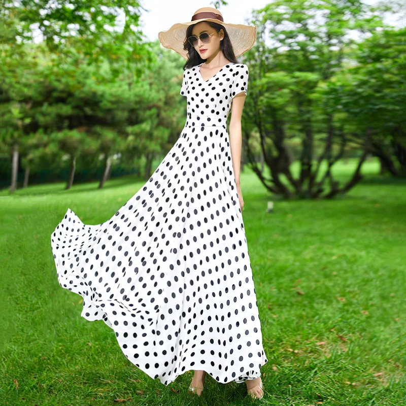 白色波点雪纺连衣裙2024新款夏收腰显瘦大摆长裙子法式长款到脚踝