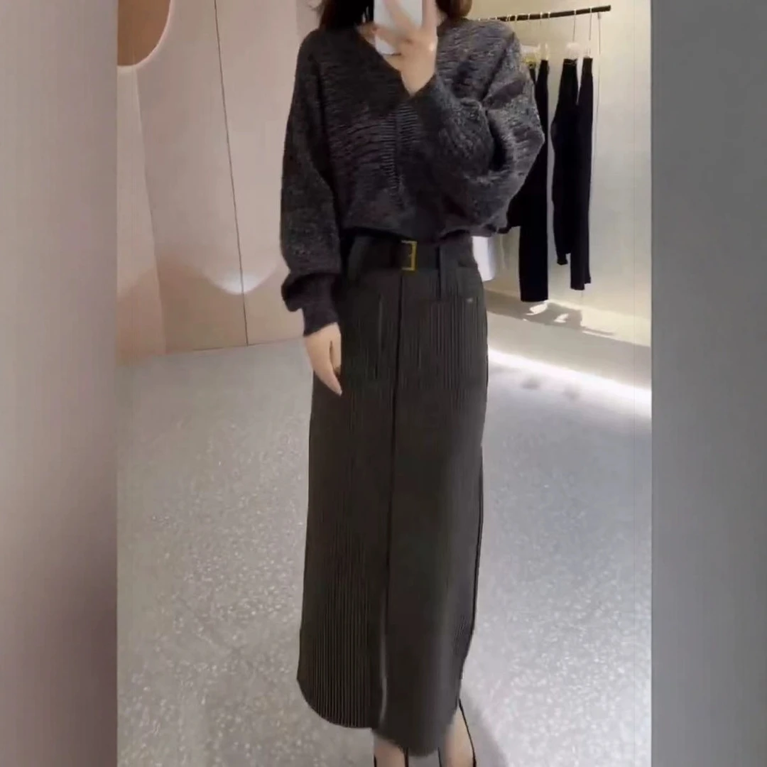 8913款新款V领复古气质蝙蝠形宽松慵懒上衣百搭时尚黑色直筒裤女