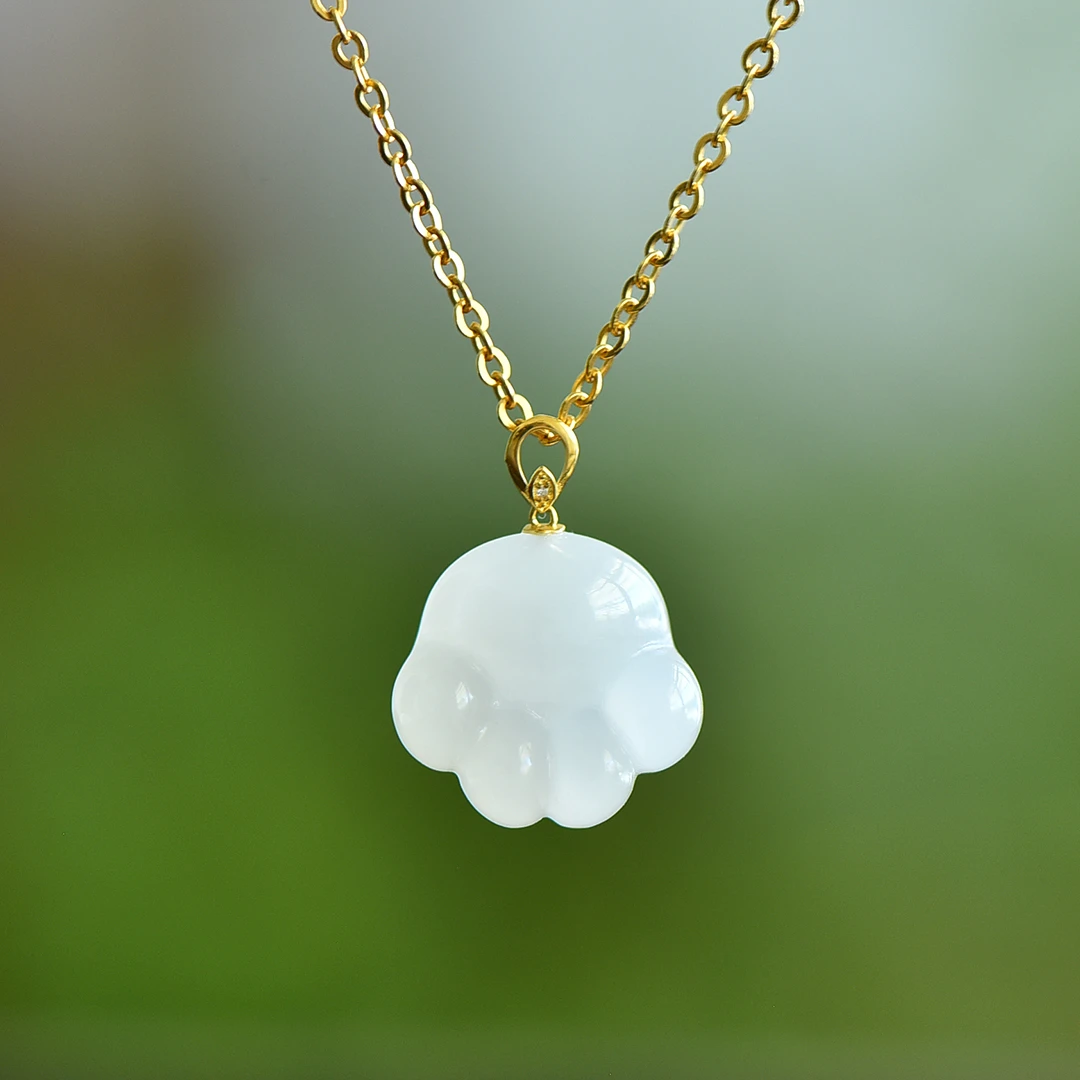 和田玉吊坠羊脂白玉石18K金镶嵌猫爪熊掌锁骨链项链可爱小众珠宝