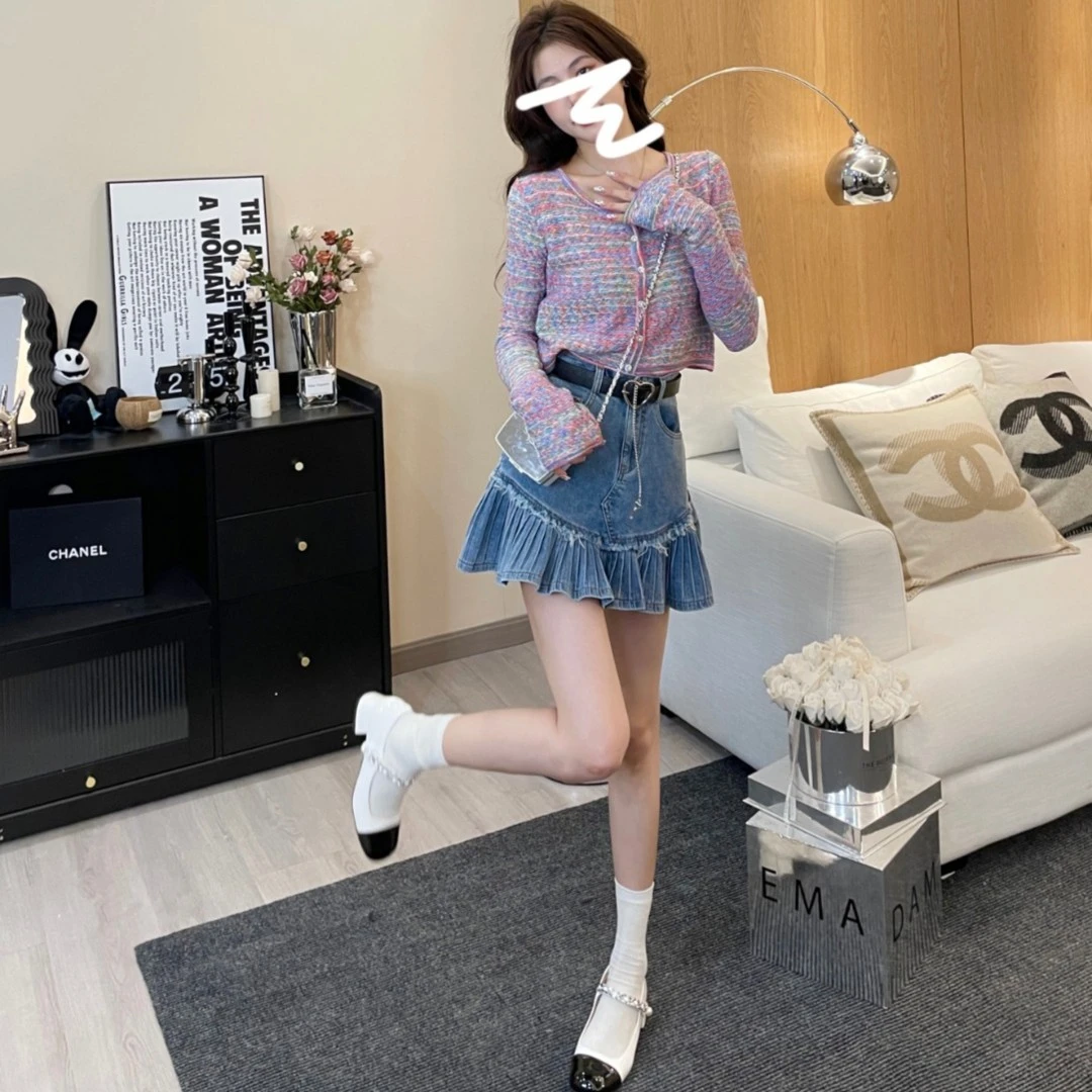 1邱肉瑶清  LD23031002短款七彩针织衫