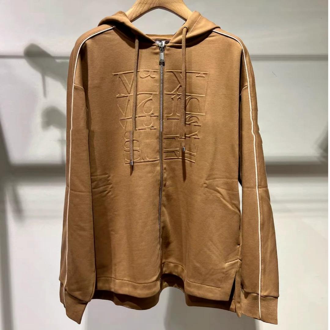 99新 MaxMara 小花6娜  正面LOGO 拉链帽衫 驼色