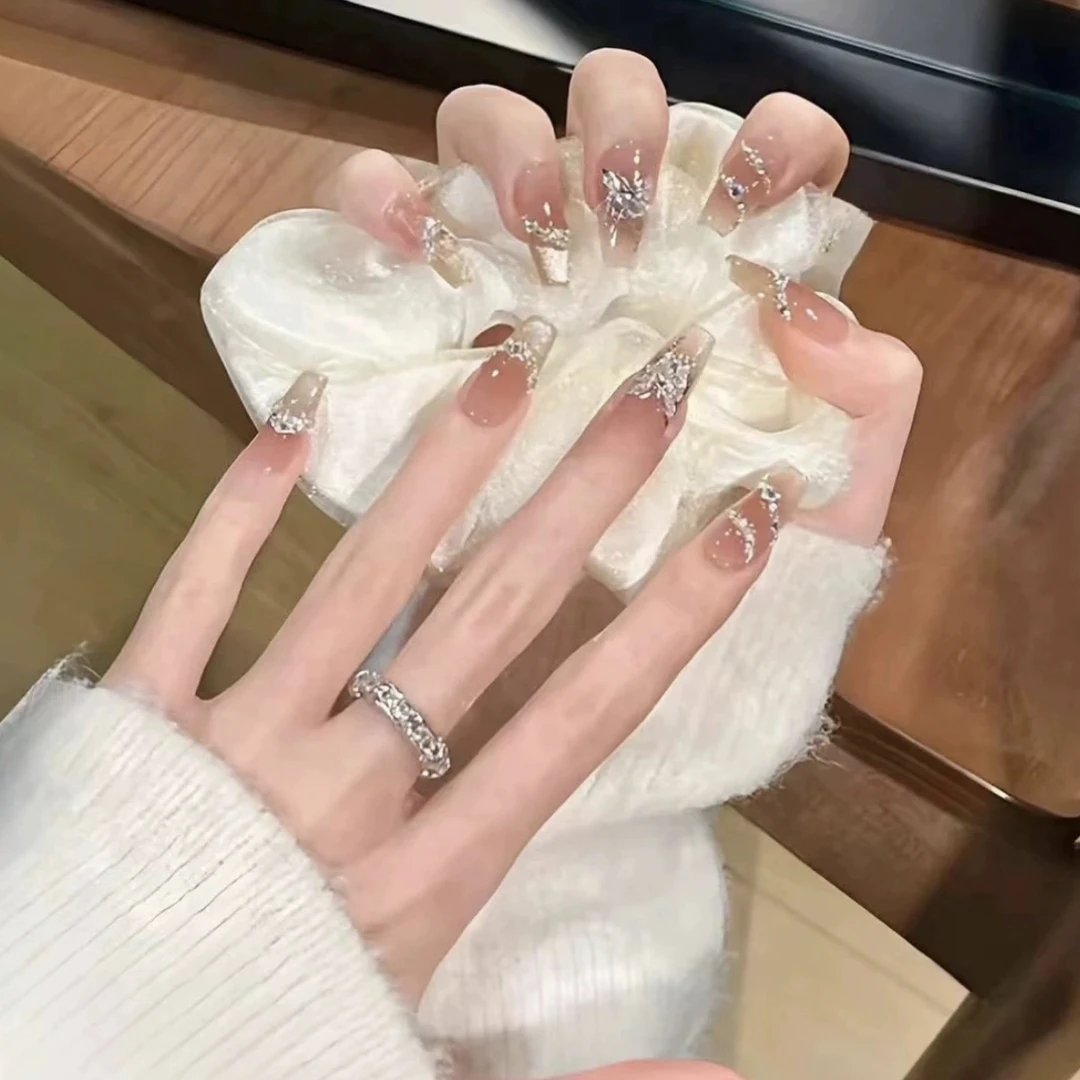 【诺米】新款高级感穿戴甲成品新娘婚甲ins指甲贴片显白美甲