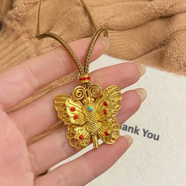 XL3606 韦雪同款【流光蝶影】花丝镂空蝴蝶项链