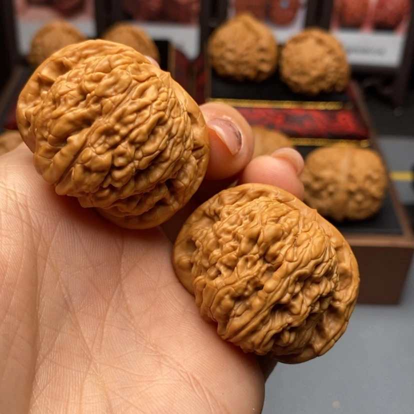 【闪购商品】文玩核桃把件