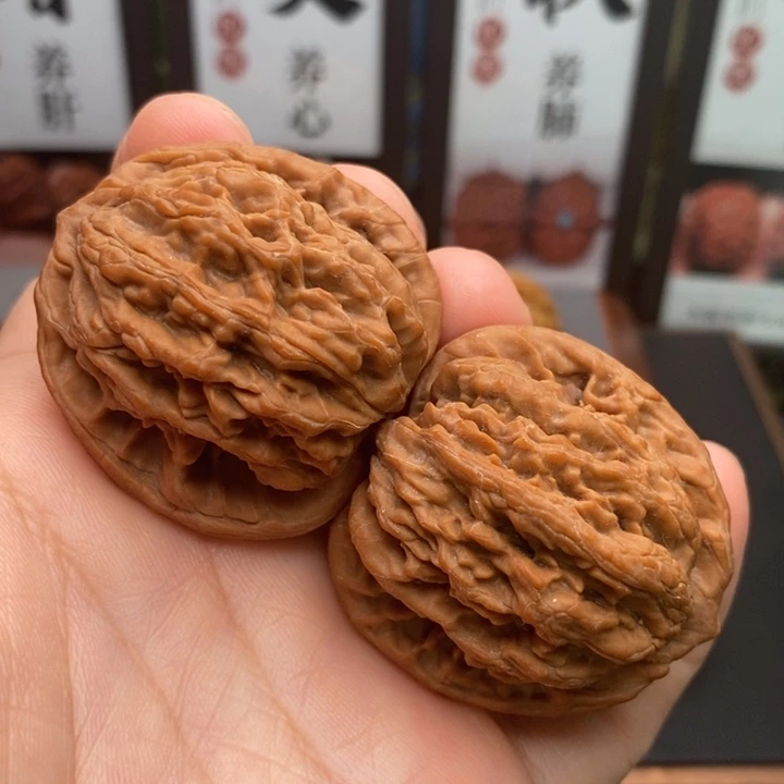 文玩核桃把件虎头41全品
