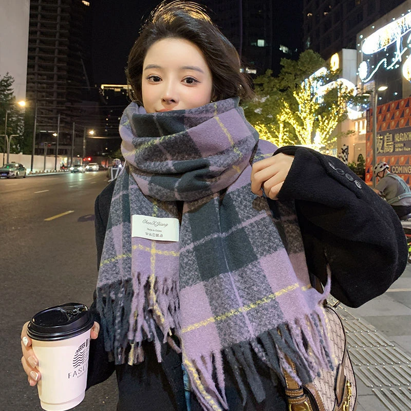 新款紫色围巾女仿羊绒保暖高颜值格子厚流苏蓝色围巾双面百搭款