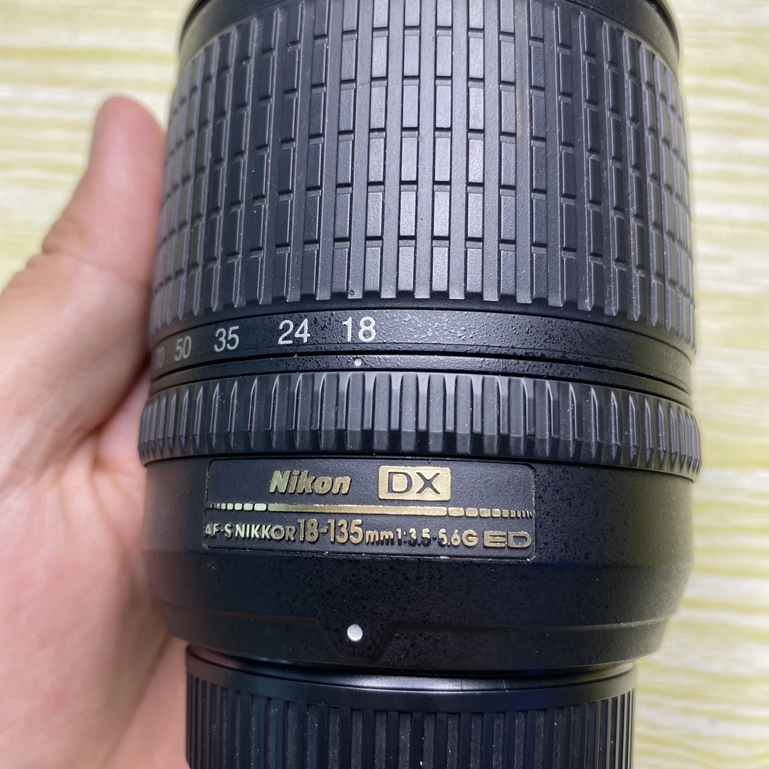 90新 Nikon/尼康 AF-S 18-135 f3.5-5.6 镜头