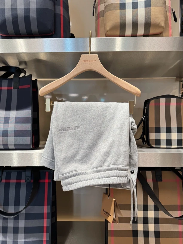 BURBERRY/博柏利男士短裤时尚夏季舒适经典纯棉休闲